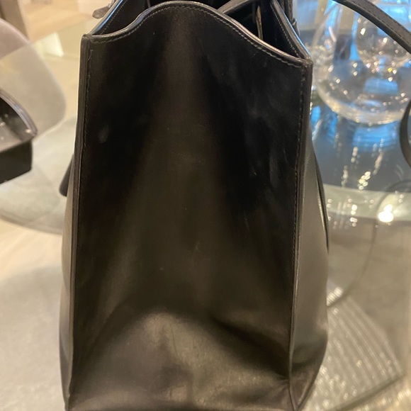 The Primo black tote from Myriam Schaefer. - Picture 8 of 9